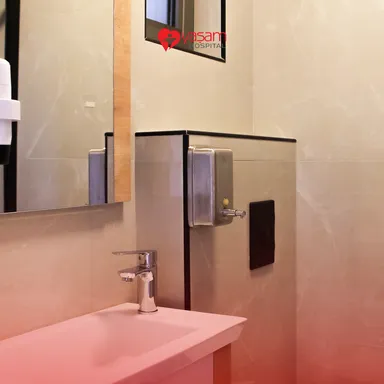 Hospital Image - WebP